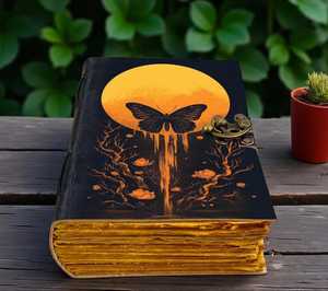 Journal en cuir Papillon Grimoire Céleste Livre des Ombres Livre de Sortilèges Papillon Lunaire Journal de Sorcellerie Fait Main Cadeau Fantastique - Product Image 3