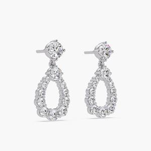 Boucles d'oreilles pendantes audacieuses en or 14 carats avec diamants de laboratoire ronds et en forme de goutte 3,20 carats, bijoux raffinés élégants pour occasions spéciales - Product Image 6