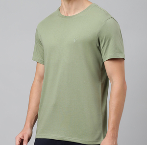 Camiseta de Algodón Lisa para Hombre, Diseño Personalizado OEM, Transpirable, Corte Regular, Cuello Redondo, Manga Corta, Estilo Urbano - Product Image 5