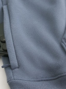 Sudadera con Capucha Premium para Hombre, con Tela Suave y Cómoda por Dentro, Diseño Confortable para Viajes, Ropa Casual y Uso Invernal - Product Image 2