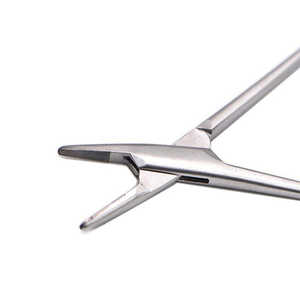 Portaagujas Manual de Acero Inoxidable al Mejor Precio, Ayuda a los Cirujanos a Guiar e Introducir Suturas, con Certificación CE y 1 Año de Garantía, Surgiright - Product Image 3