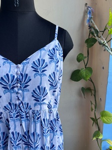 ชุดเดรสอินเดียผ้าฝ้ายพิมพ์ลายด้วยมือ 100% ลายดอกไม้ ทูนิคและเดรสยาวปักลายสไตล์ลำลอง ราคาโรงงาน - Product Image 2