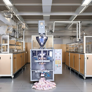 เครื่องบรรจุผงแบบอัตโนมัติชนิดเซอร์โวออเกอร์ฟิลเลอร์ สำหรับบรรจุแป้งข้าวสาลีและผงทุกชนิด บรรจุภัณฑ์แบบซอง 1 กก. เครื่องบรรจุผงแบบซอง เครื่องบรรจุผงแห้ง - Product Image 1