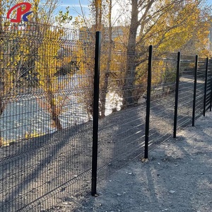 Clôture en treillis soudé galvanisé et recouvert de PVC <span class=keywords><strong>rigide</strong></span> <span class=keywords><strong>pour</strong></span> mur de clôture, clôture 3D <span class=keywords><strong>pour</strong></span> jardins, aéroports et résidences - Product Image 3