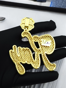 Colgante Personalizado con Nombre de Ray, con Incrustaciones de Moissanita y Diseño de Trébol, Joyería Hip Hop, Acabado Dorado, Dije de Lujo para Cadena - Product Image 3