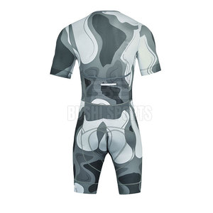 Combinaison de triathlon performante et fiable, offrant un confort respirant et une résistance durable pour les aventures en plein air - Product Image 3