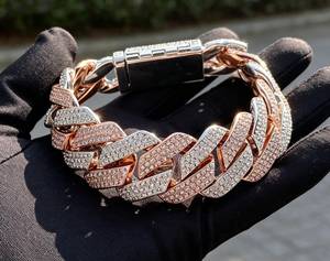 สร้อยข้อมือคิวบาลิงค์หนา 20 มม. สองสี โรสโกลด์และไวท์โกลด์ ประดับเพชร CZ สามแถว สำหรับผู้ชาย แฟชั่นฮิปฮอป - Product Image 3