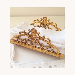 Handmade Metal Napkin <b>Holder</b> Stylish New Arrival Customized Decorative Iron <b>Tissue</b> Stand For Dining Table <b>Kitchen</b> Use - Product Image 2