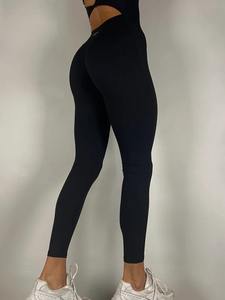 Combinaison de yoga 3-en-1 légère pour femme, taille haute, séchage rapide, respirante, pour sports de plein air, vente en gros personnalisée - Product Image 2