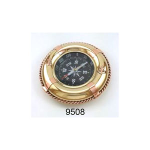 Brújula cuadrada de reloj de sol náutico de latón en caja de lujo de madera Brújula de encuesta diseño personalizado a la venta - Product Image 6