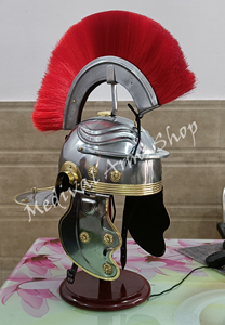 Casco de Centurión Romano Hecho a Mano en Acero Plateado con Pluma Roja, para Reenactamiento Histórico, Halloween y Año Nuevo - Product Image 5