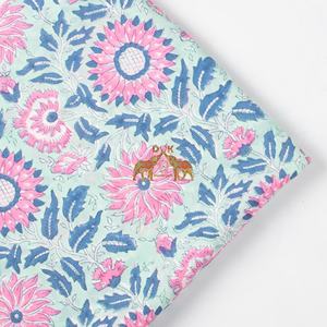 Tela de Algodón Puro Indio con Estampado de Girasoles, Diseño Floral Impreso a Mano, Tela Verde con Estampado de Girasoles para Ropa - Product Image 4