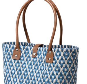 Nuevo Bolso de Moda Azul Oscuro con Diseño Floral Blanco y Asas de Cuero Marrón Hechas a Mano para Viaje - Product Image 3
