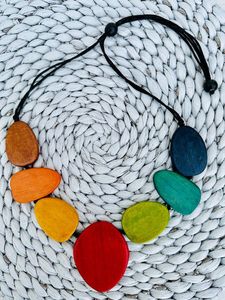 Handmade Resin <b>Necklace</b> for Women, Unique Artistic Pendant <b>Necklace</b> with Colorful Resin Design, Lightweight <b>Statement</b> Fashion - Product Image 5