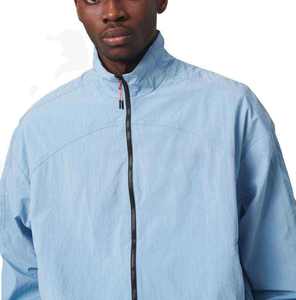 Ensemble de survêtement coupe-vent en nylon à fermeture éclair deux pièces pour homme, style streetwear, en polyester et nylon, coupe ajustée - Product Image 5