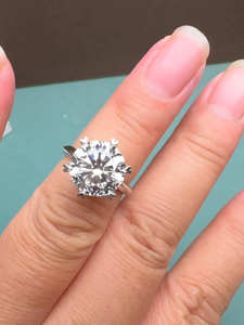 Anillo de Compromiso con Diamante Solitario de Corte Brillante Redondo de 5.00 CT, Plata de Ley 925, Regalo de Moda para Mujer, para Aniversario de Bodas o Fiesta - Product Image 2