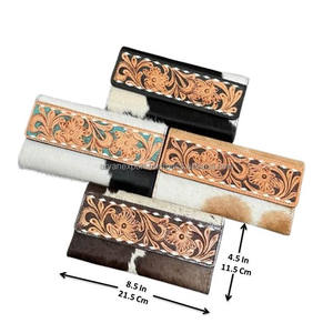 Organisateur de cartes multiples en cuir de vachette véritable pour femmes portefeuille de voyage pochette en cuir à trois volets repoussé à la main avec blocage RFID - Product Image 2