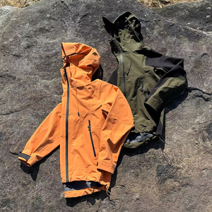 Veste softshell coupe-vent à capuche pour homme, orange et verte, décontractée, fermeture éclair sur le devant, coupe classique, pour l'automne - Product Image 4