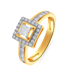 Bague scintillante plaquée or 18 carats avec pierre centrale octogonale, double halo de diamants et bande pavée fine – Bijou moderne et audacieux - Product Image 1