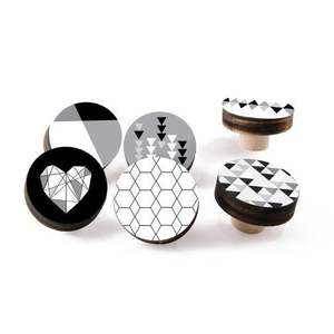 Boutons en résine artistique et en bois aux designs uniques pour les organisateurs de placards - Product Image 5