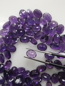Ametyste africaine naturelle 8x6MM, taille ovale, violet, meilleure qualité, pierre précieuse en vrac certifiée pour la fabrication de bijoux - Product Image 2