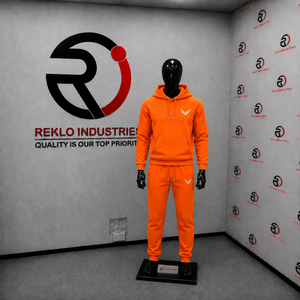 Ensemble de survêtement orange pour homme : sweat à capuche et pantalon de jogging – Vêtements de sport décontractés, streetwear, gym – Vente en gros – Fabricant de survêtements deux pièces - Product Image 3