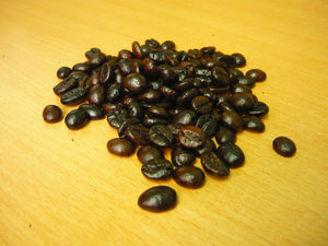 Café en grains entiers Robusta fraîchement torréfiés du Vietnam, prix raisonnable, qualité A, sac de 1000 kg - Product Image 4