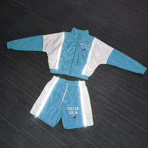 Ensemble survêtement coupe-vent en nylon imperméable personnalisé pour homme, veste coupe-vent et short pour homme - Product Image 5