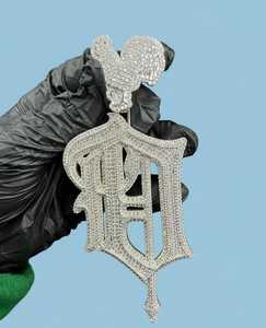 Pendentif Hip Hop personnalisé avec logo ou nom, en argent 925, Moissanite taille brillant VVS1, certifié luxe, passe le testeur de diamant - Product Image 3