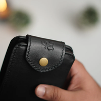 Dompet Lipat Pendek Kulit Chrome Tan Premium Vintage Kancing Tekan Buatan Tangan Desain Ramping Tahan Lama Garansi 5 Tahun Hitam Pria