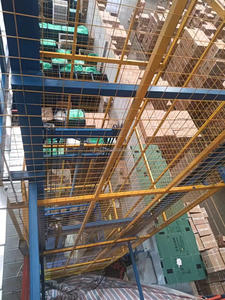 <span class=keywords><strong>1ton</strong></span> pengangkat kargo kecil luar ruangan komersial elektrik 500kg 1000kg 2000kg pengangkat kargo industri dengan penutup poros - Product Image 5