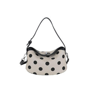 Bolso de hombro de cuero genuino para mujer al por mayor, bolso de mano con logotipo personalizado, etiqueta privada para boutiques - Product Image 6