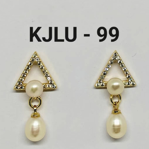 Boucles d'oreilles clous en or plaqué style Tri-Cone avec perles et motifs floraux, design rond en forme de fleur, bijoux élégants pour femmes - Product Image 3
