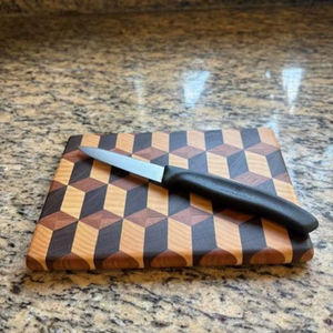 Planche à découper en bois et résine époxy exquise, design artistique brillant, durable, écologique, légère, passe au lave-vaisselle, ustensile de cuisine - Product Image 1