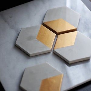 Sous-verres en résine et bois artisanaux pour espaces de vie modernes – Tapis et coussinets élégants - Product Image 2