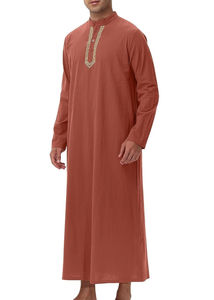 Robe de prière en lin de soie brillant noir, style Kaftan Al Daffah, avec boutons élégants, inspirée du style marocain et de Dubaï - Product Image 4