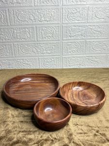Juego de 3 Tazones para Servir de Madera de Acacia Wabi-Sabi Ecológicos Hechos a Mano, Diseño Redondo Pulido para Fiestas y Cenas - Product Image 1