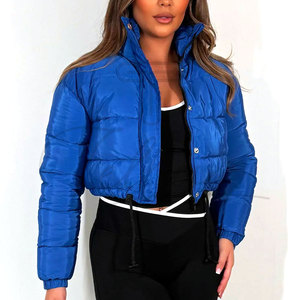 Blouson matelassé court léger et respirant pour femme, coupe ajustée, design matelassé, fermeture éclair, nouvelle collection hiver, vente en gros - Product Image 4