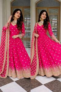 Traje Anarkali Rosa Bordado, Vestido Largo Hasta el Suelo con Mangas Largas y Dupatta, Atuendo Tradicional Indio Pakistaní para Bodas, para Mujer - Product Image 3