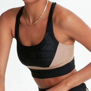 Soutien-gorge de sport rembourré pour femme, simple, à bretelles réglables à l'avant, sans coutures, respirant et à séchage rapide, idéal pour le yoga, la course, la gym et l'entraînement. - Product Image 3