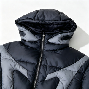 Chaqueta Acolchada de Invierno Ligera y de Alta Calidad Unisex, Hecha de Poliéster, Diseño Impermeable, Estilo con Cuello Alto, Reversible, Ecológica - Product Image 5
