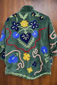 Veste en velours brodée Suzani, véritable œuvre d'art populaire, motif floral fait main, manteau pour femme, blazer hippie d'hiver - Product Image 4
