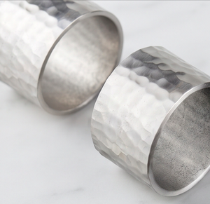 Round Stainless Steel <b>Napkin</b> Ring Hammered Design <b>Silver</b> Color Metal <b>Napkin</b> Holder For Table Decoration - Product Image 2