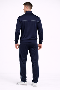 Ensemble de survêtement sportif bleu marine premium pour homme avec détails contrastés élégants, conçu pour la performance, le confort et le style - Product Image 3