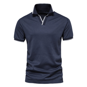 Une usine OEM fabrique des polos personnalisés pour hommes 100 % polyester avec logo personnalisé pour des équipements sportifs haute performance. - Product Image 2