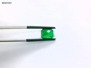 Esmeralda Zambiana 100% Natural, Corte Octogonal Facetado, 5.47ct, Excelente Calidad y Claridad, Piedras Preciosas Sueltas para Joyería de Diseño de Alta Gama - Product Image 4