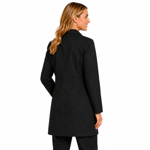 Blouse médicale de haute qualité pour femme, col à revers, boutonnée, avec poche poitrine, uniforme de travail, directement de l'usine - Product Image 4