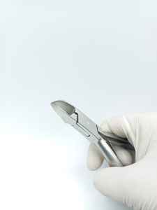 Herramienta de manicura de calidad premium, cuchillas afiladas, cortacutículas súper afilados hechos de acero inoxidable. - Product Image 1