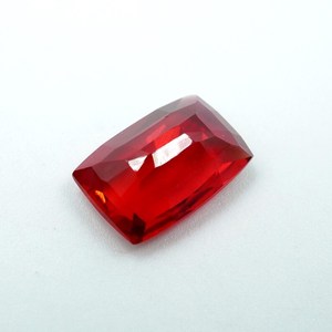 พลอยมรกตปลูกในห้องปฏิบัติการสีแดง: เบาะตัด1.65 CT, 9x6x4MM - Product Image 2