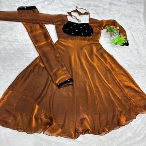 Vestido Largo de Terciopelo con Bordado de Seda Fandy de VASTRA COTTAGE, con Dupatta, Interior de Microfibra de Algodón, Estilo Étnico para Fiestas - Product Image 5